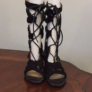 Joyfolie Villette in black size 9 euc